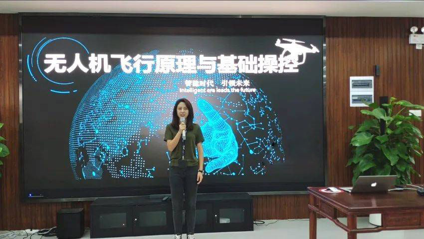 1662518636109563.jpg 17125e56d7c44555bde72f669ec4645e.jpg